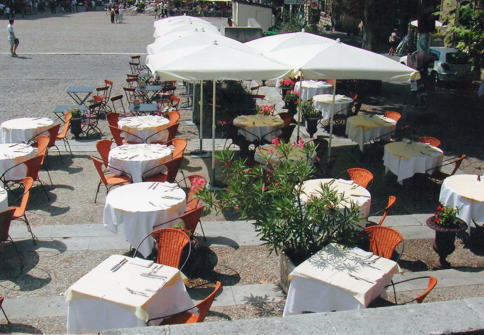 Mobilier de terrasse en situation